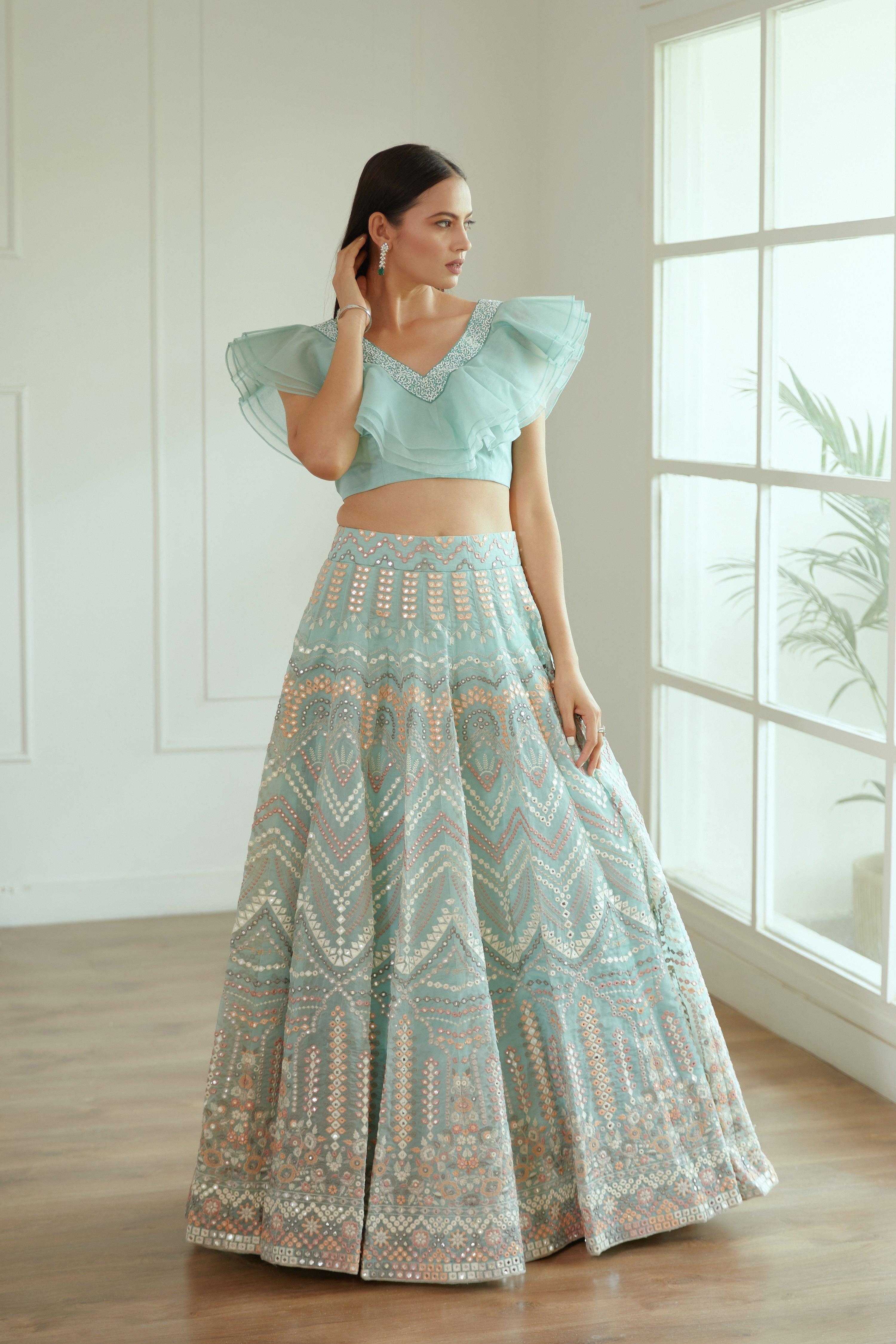 Amrin Lehenga