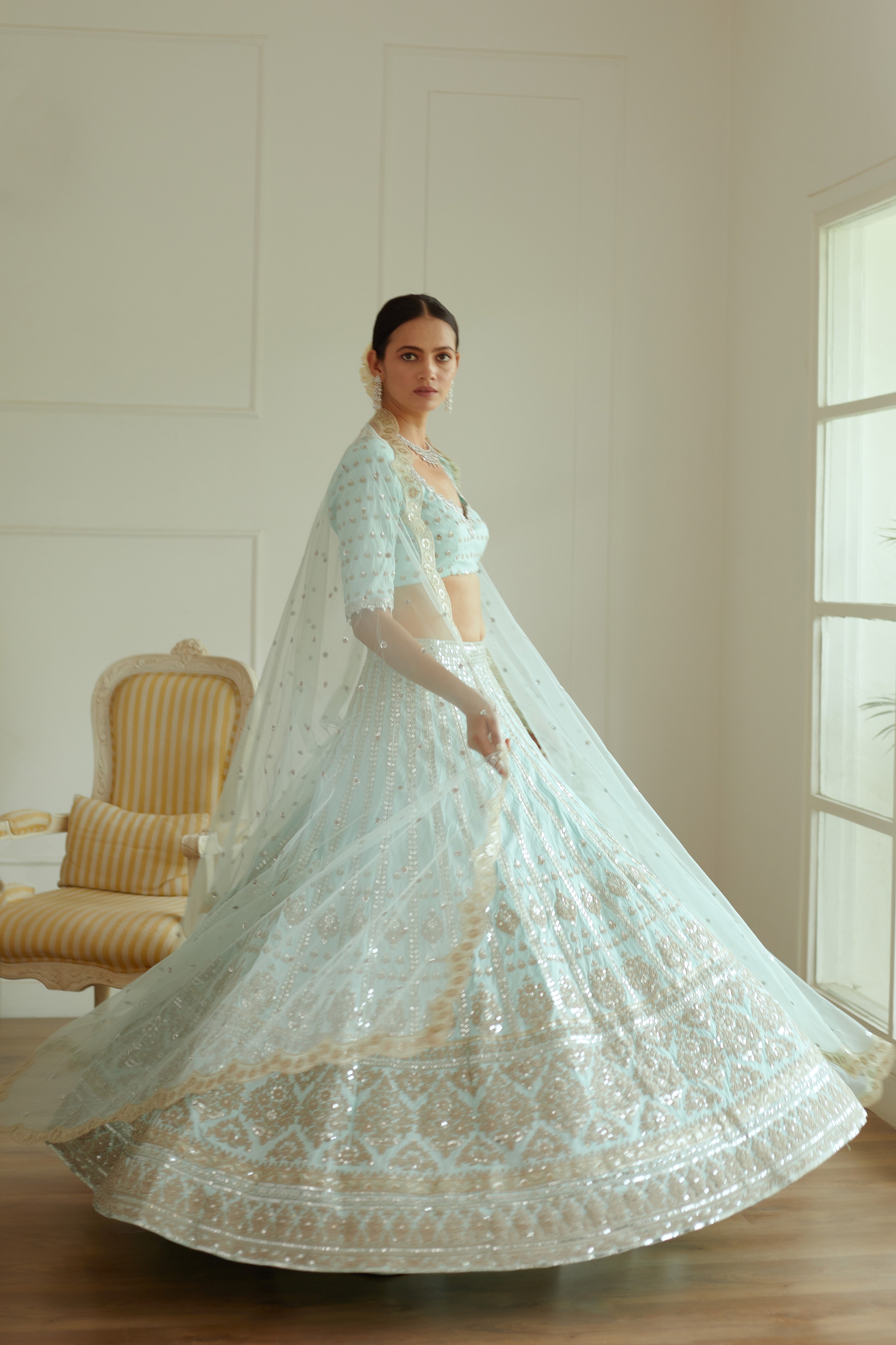 Cari Lehenga
