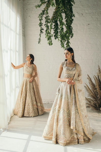 Elaria Lehenga