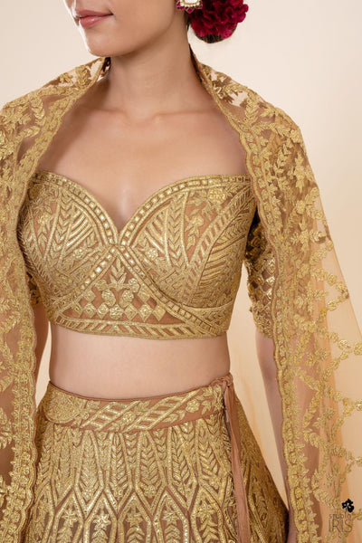 Liora Lehenga