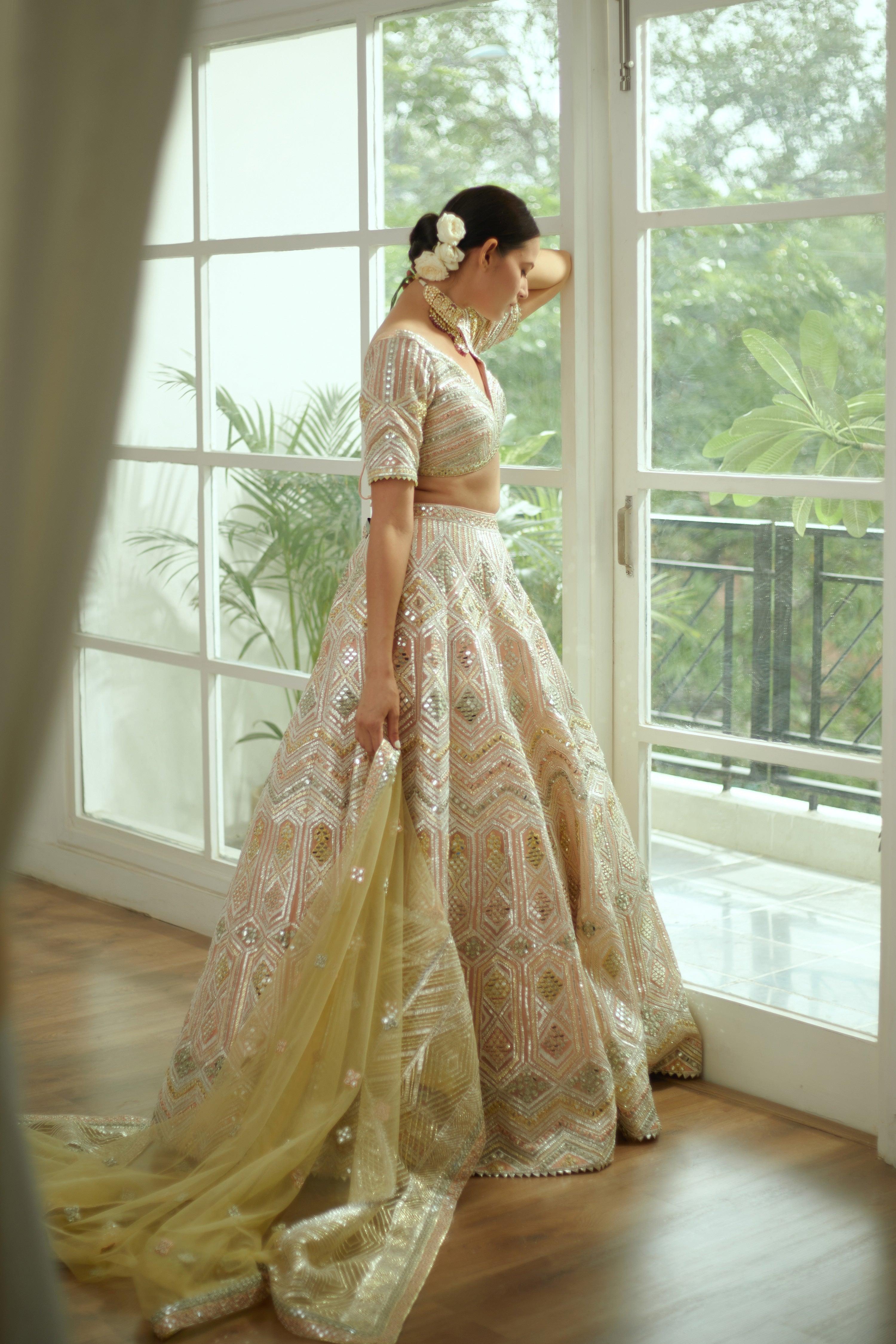 Ruhi Lehenga