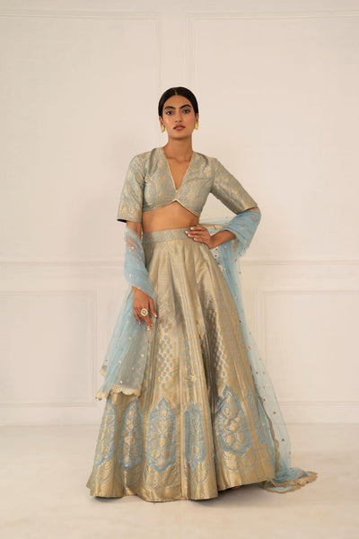 Sahar Lehenga