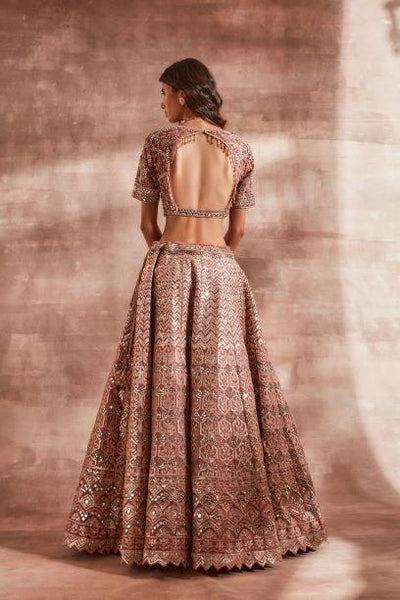 Noora Lehenga